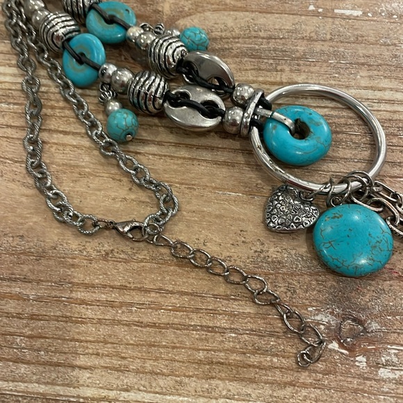 Vintage Silver Tone Turquoise Beaded Large Pendant Statement Necklace - Picture 4 of 4